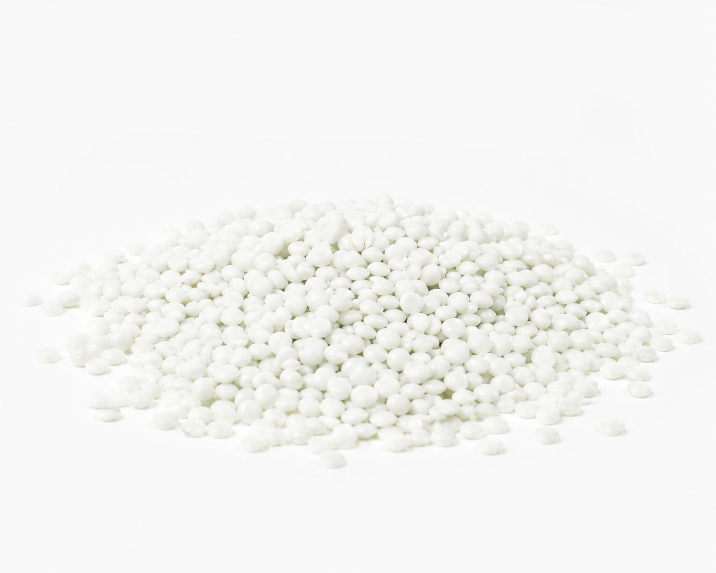 PCR resin (Post-Consumer Resin) adalah bahan baku plastik daur ulang yang berasal dari produk atau kemasan plastik yang telah selesai digunakan oleh konsumen, seperti botol air mineral, botol sampo, atau wadah rumah tangga.
