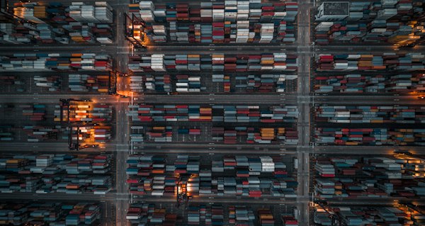 Monitoring Distribusi Air Real-Time Menggunakan IoT